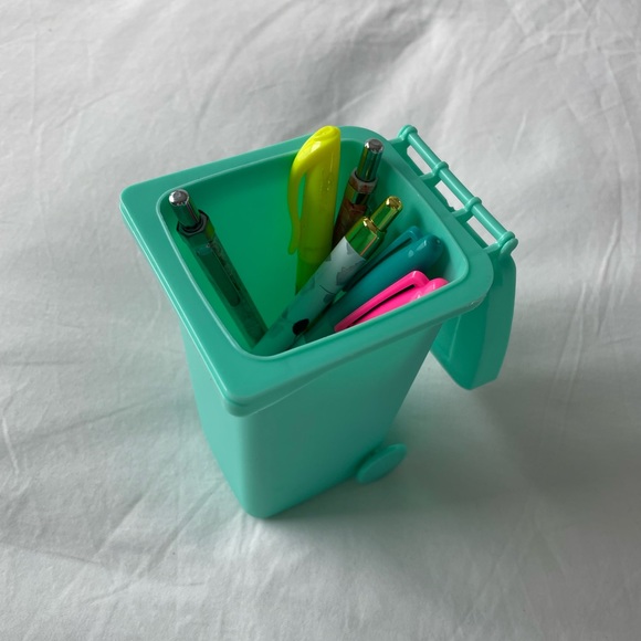 Pencil holder - Picture 4 of 4